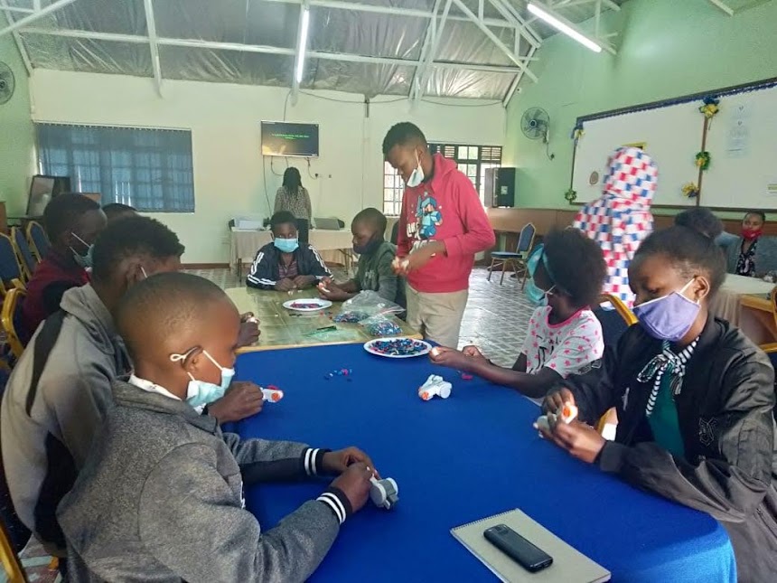 Children participating in MentorSpace learning activities